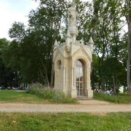 Hotel Du Faisan Dore 2*